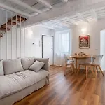 Flo Florence Loft